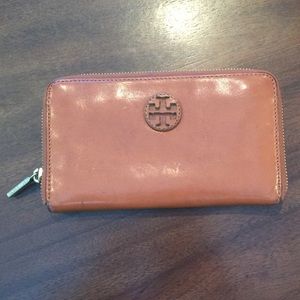 Tory Burch wallet